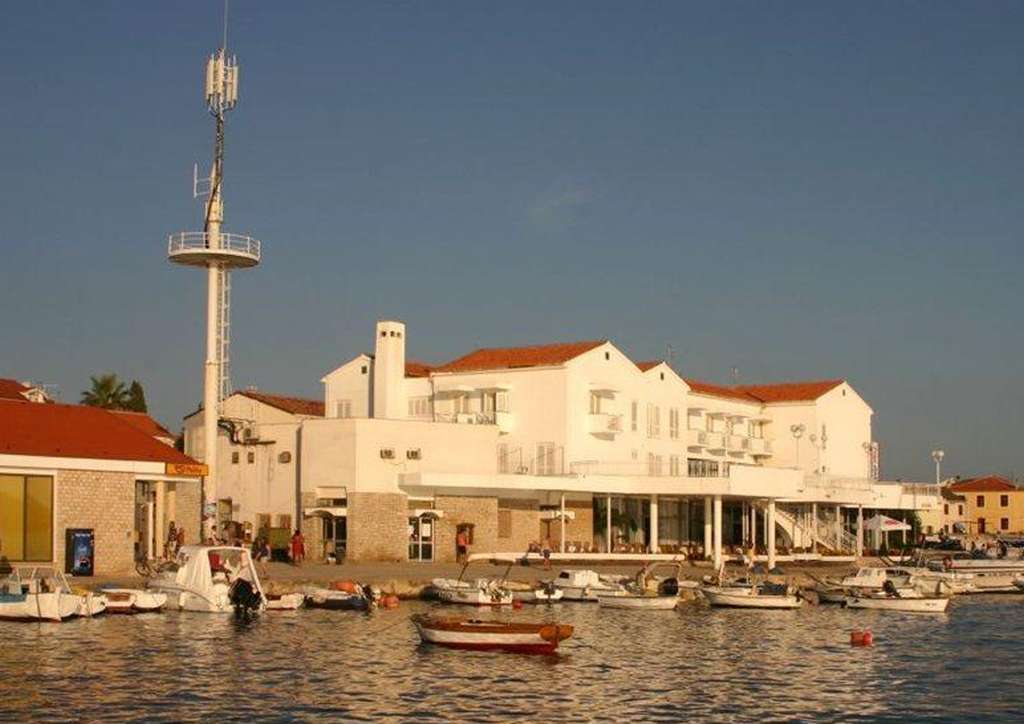 The Loza - Seaside Festival Hotel 诺瓦利娅 外观 照片