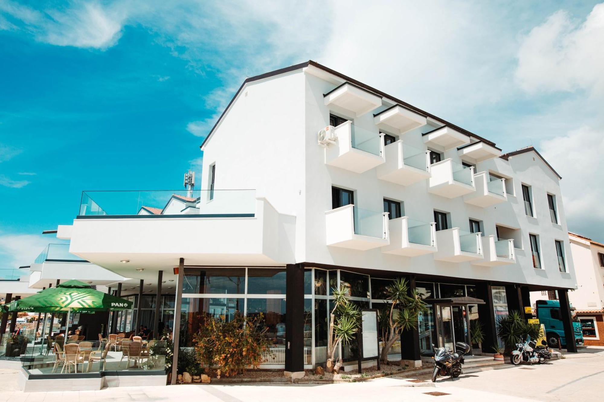 The Loza - Seaside Festival Hotel 诺瓦利娅 外观 照片