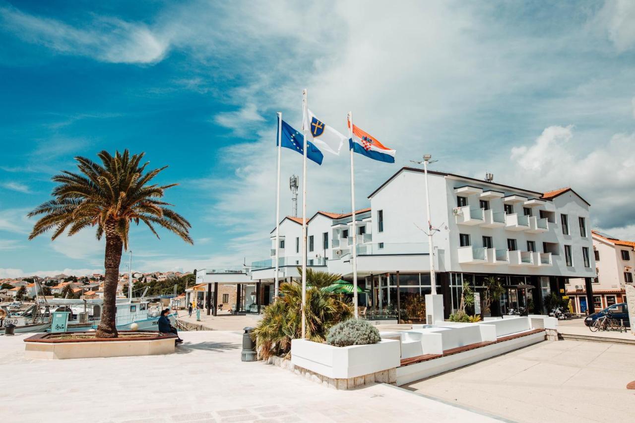 The Loza - Seaside Festival Hotel 诺瓦利娅 外观 照片